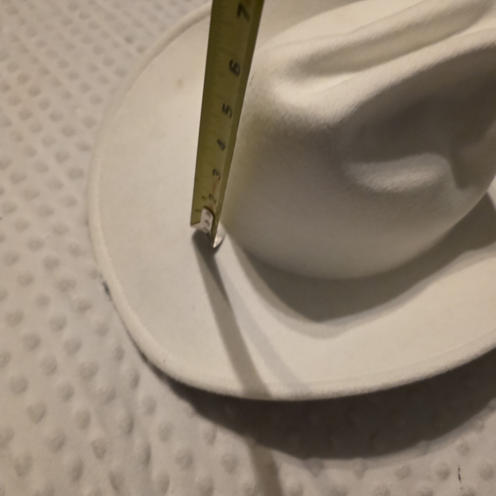 White Felt Western Hat Decor - Picture 9 of 12